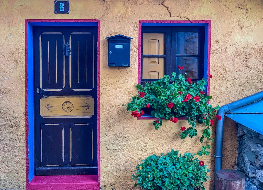 3 : img_1 - Modernized vibrant entryway